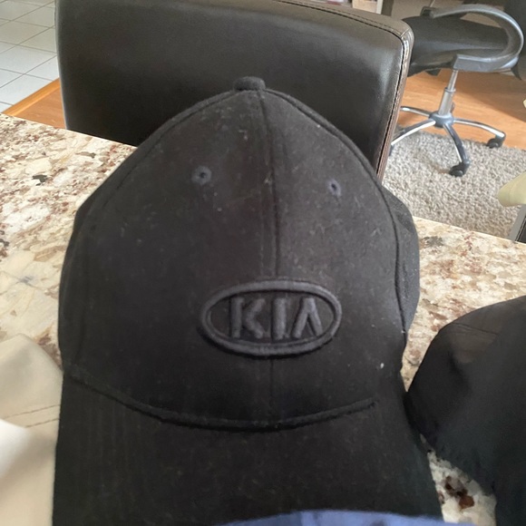 LOT of 4 baseball hats/ caps! - Picture 4 of 6